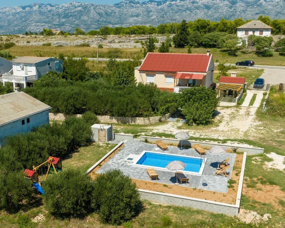 Family Friendly Apartments With A Swimming Pool Rtina - Stosici, Zadar - 21450 Esterno foto