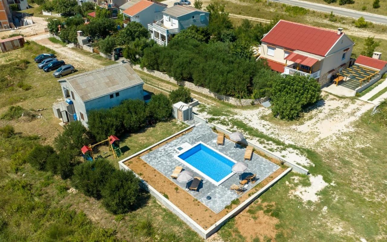 Family Friendly Apartments With A Swimming Pool Rtina - Stosici, Zadar - 21450 Esterno foto